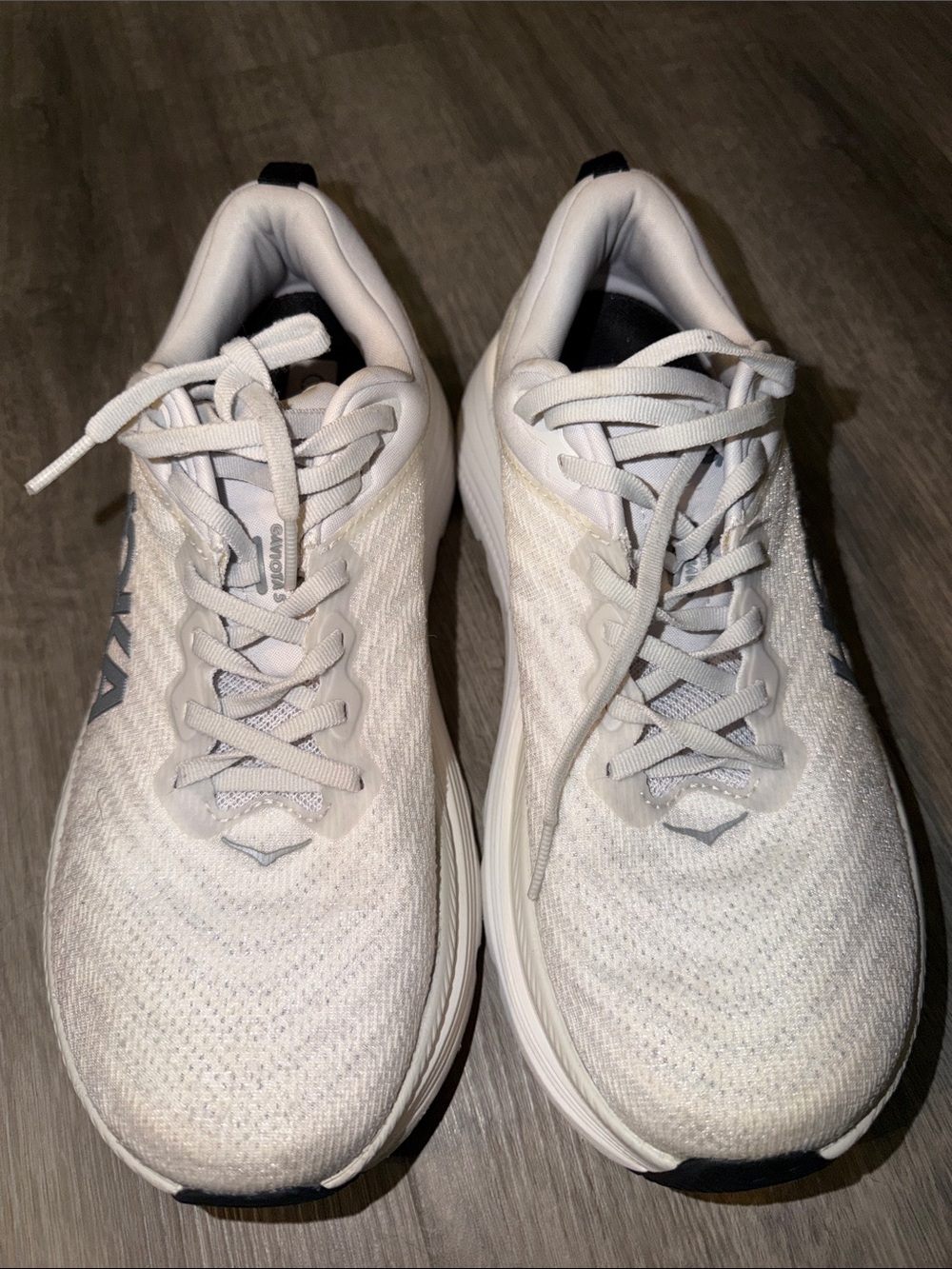 Hoka Gaviota 5 sneaker men’s 9.5D - Picture 9 of 9